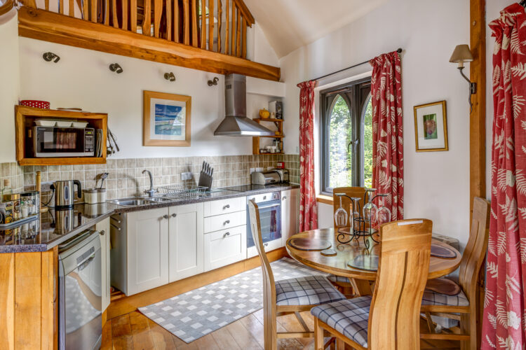 Fettes_Hutchison Treehouse_31.05.22-147-Edit_8-Edit_9-Edit_Fusion-Natural